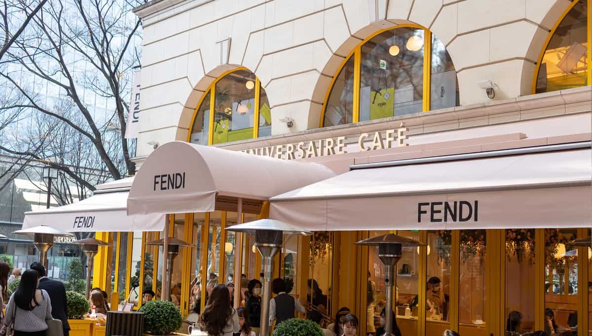 Fendi Cafe Anniversary Say Hello It S Fendi Tmagazine Japan