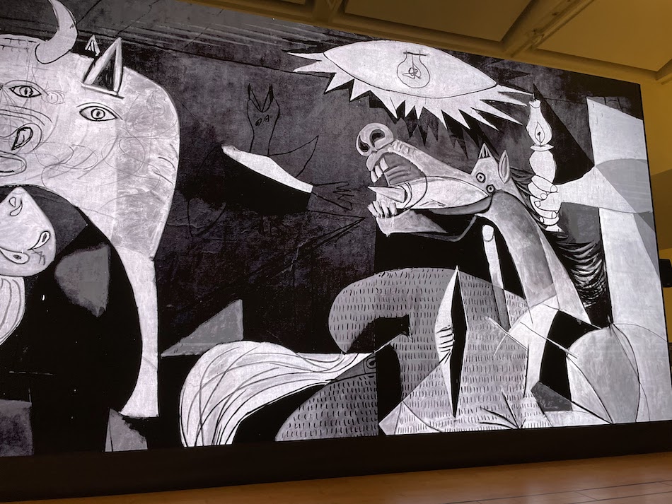 名作 ゲルニカ を身近に Hersey Magazine